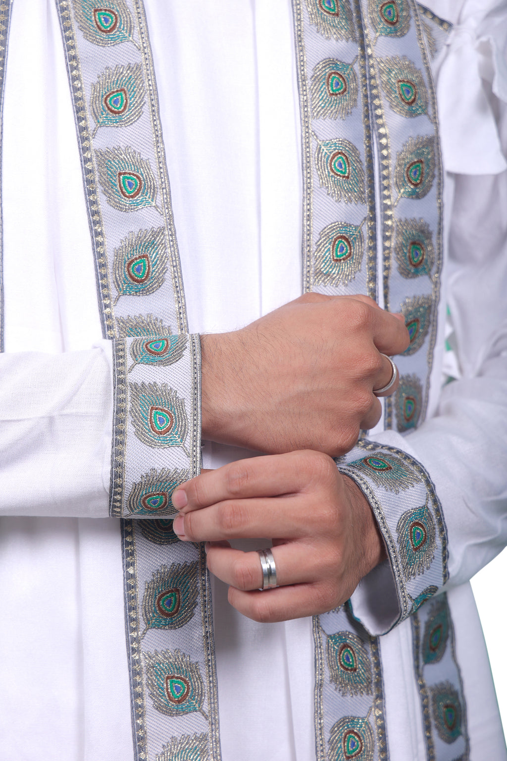 Traditional Bagalbandi Dhoti Set (Mor Pankh) with readymade dhoti and dupatta