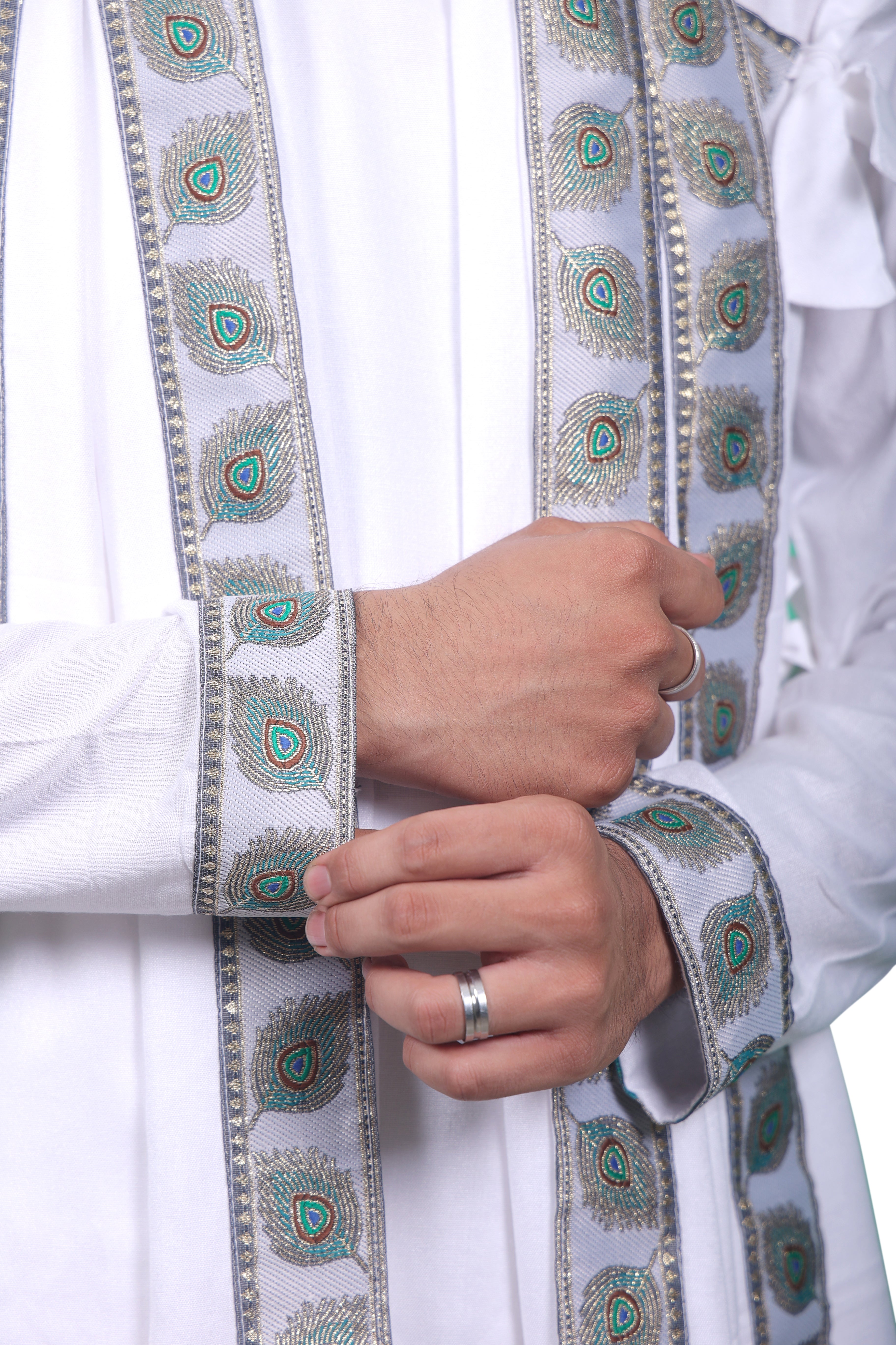 Traditional Bagalbandi Dhoti Set (Mor Pankh) with readymade dhoti and dupatta