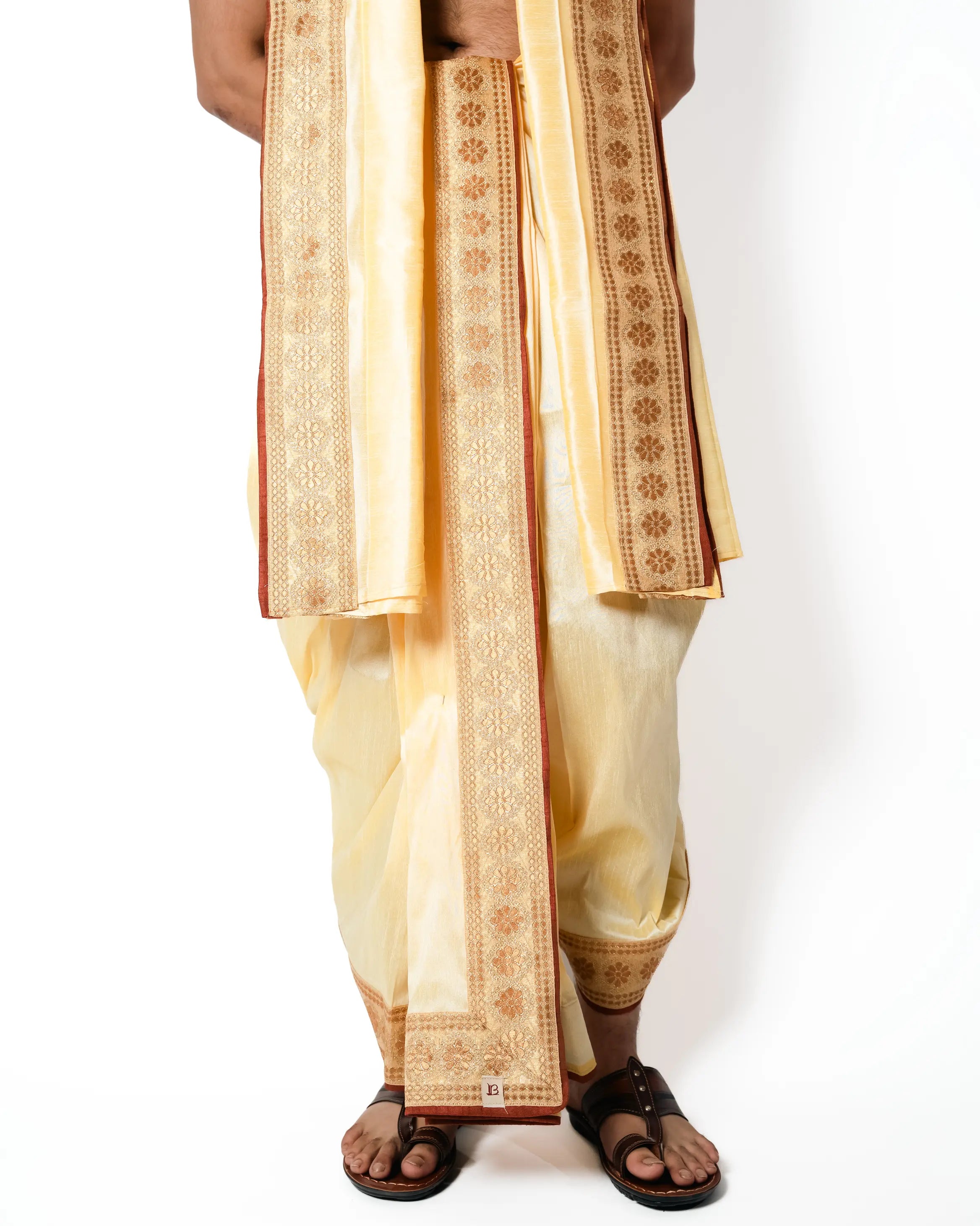 Hiranya Dhoti Set