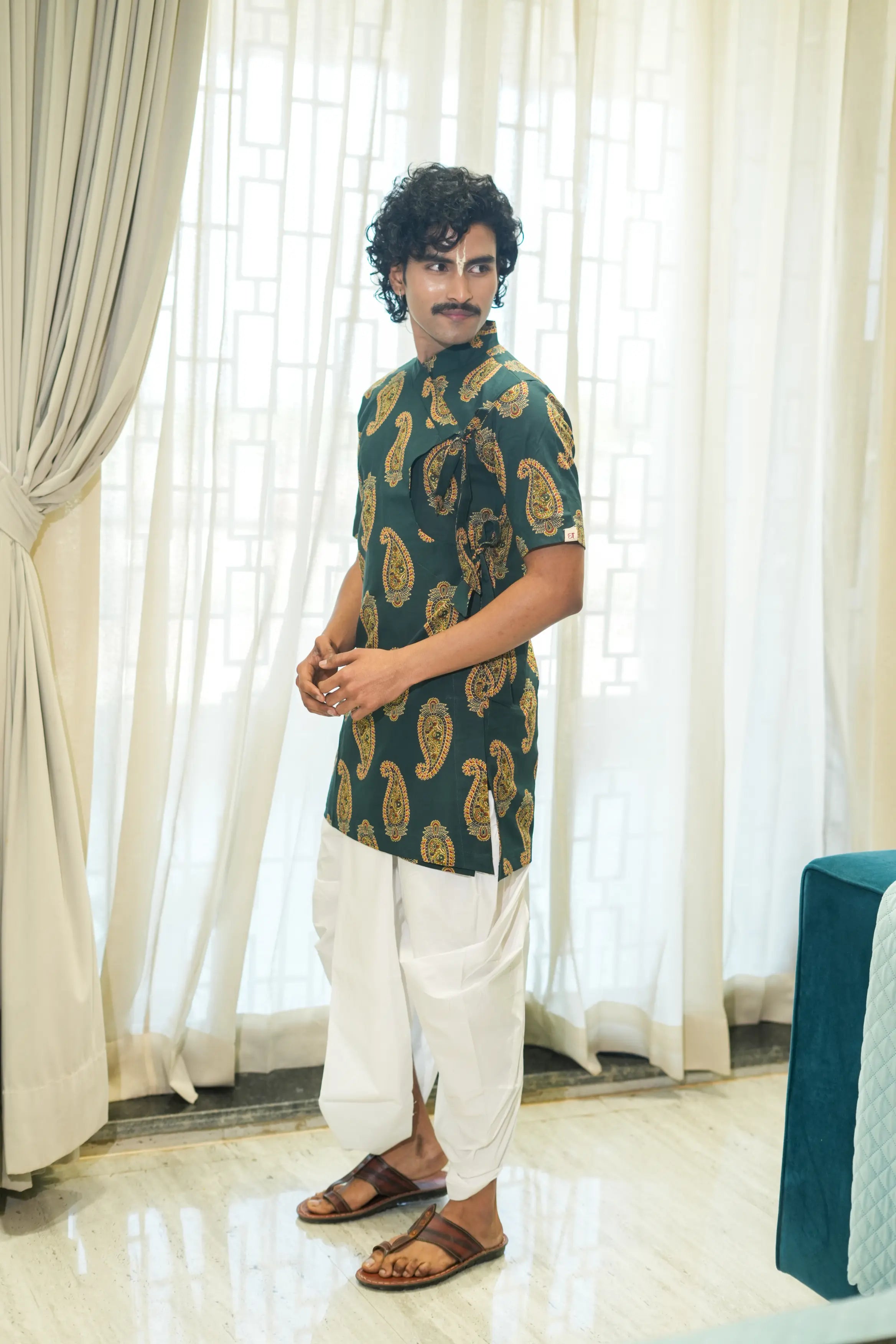 Kutumb Haritva- Mens Bagalbandi And Dhoti Set