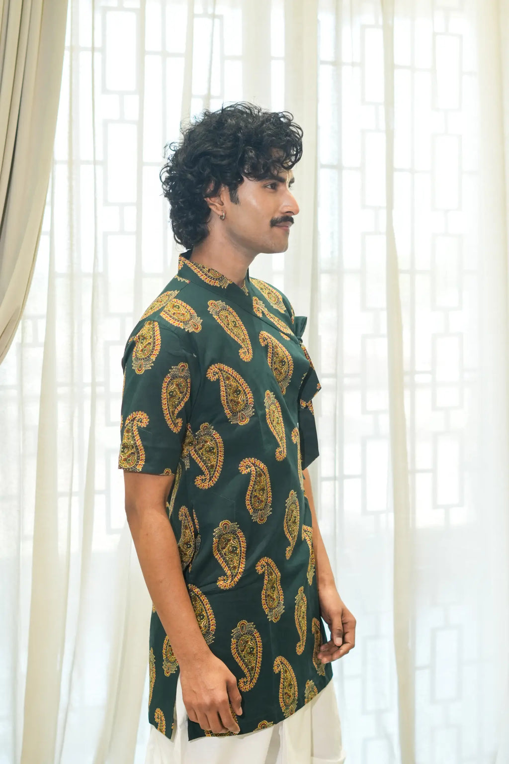 Kutumb Haritva- Mens Bagalbandi And Dhoti Set