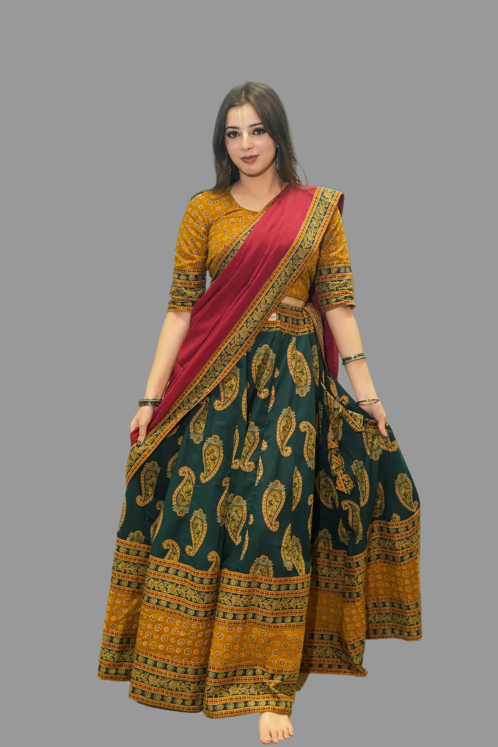Kutumb Haritva Gopi Dress