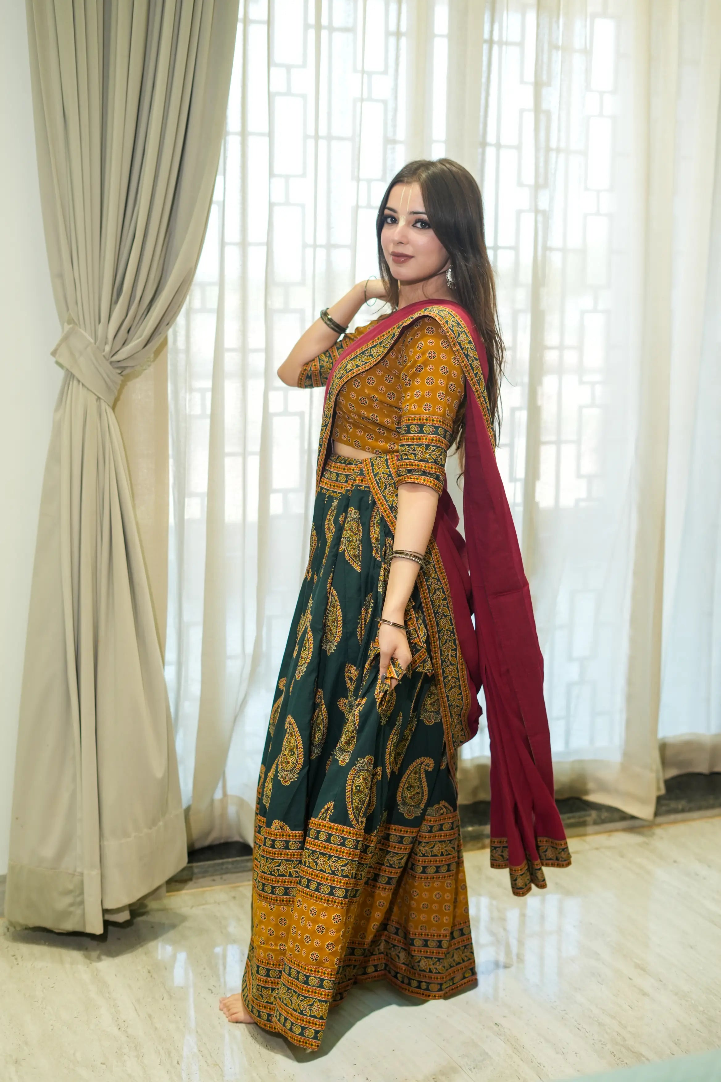 Kutumb Haritva Gopi Dress