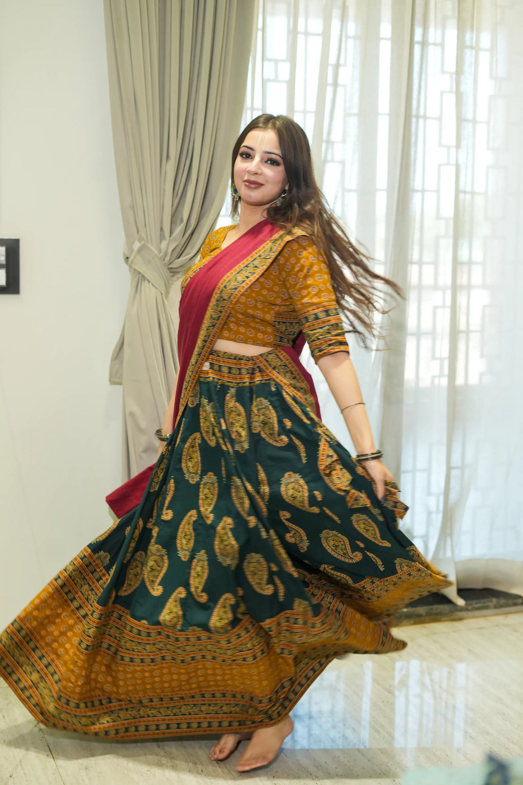 Kutumb Haritva Gopi Dress