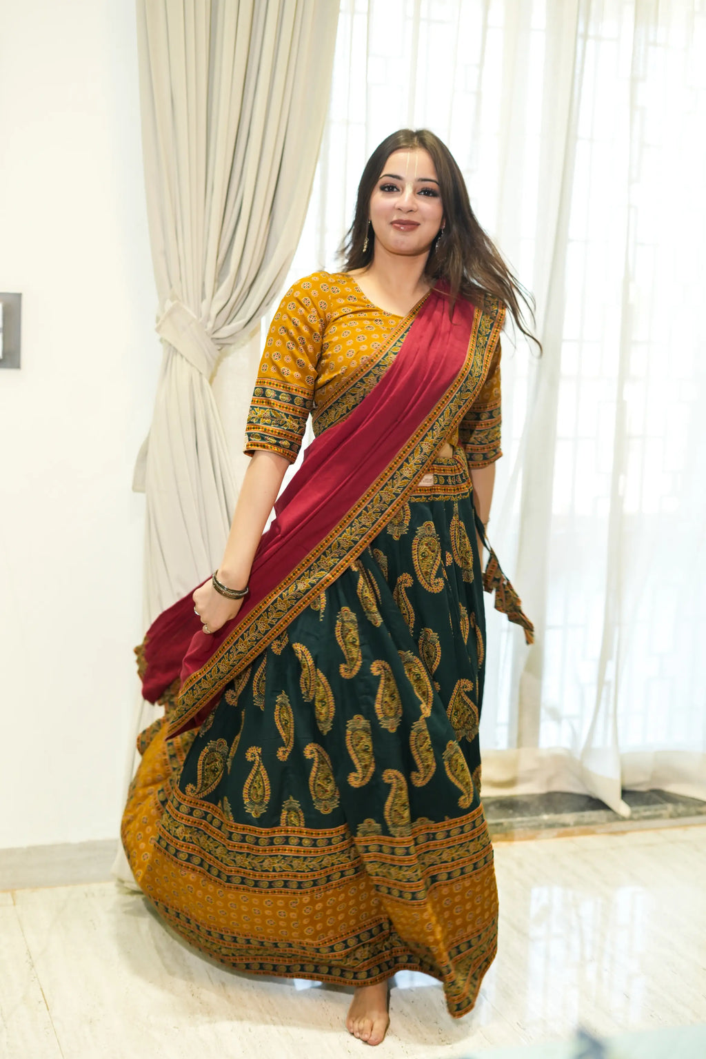 Kutumb Haritva Gopi Dress