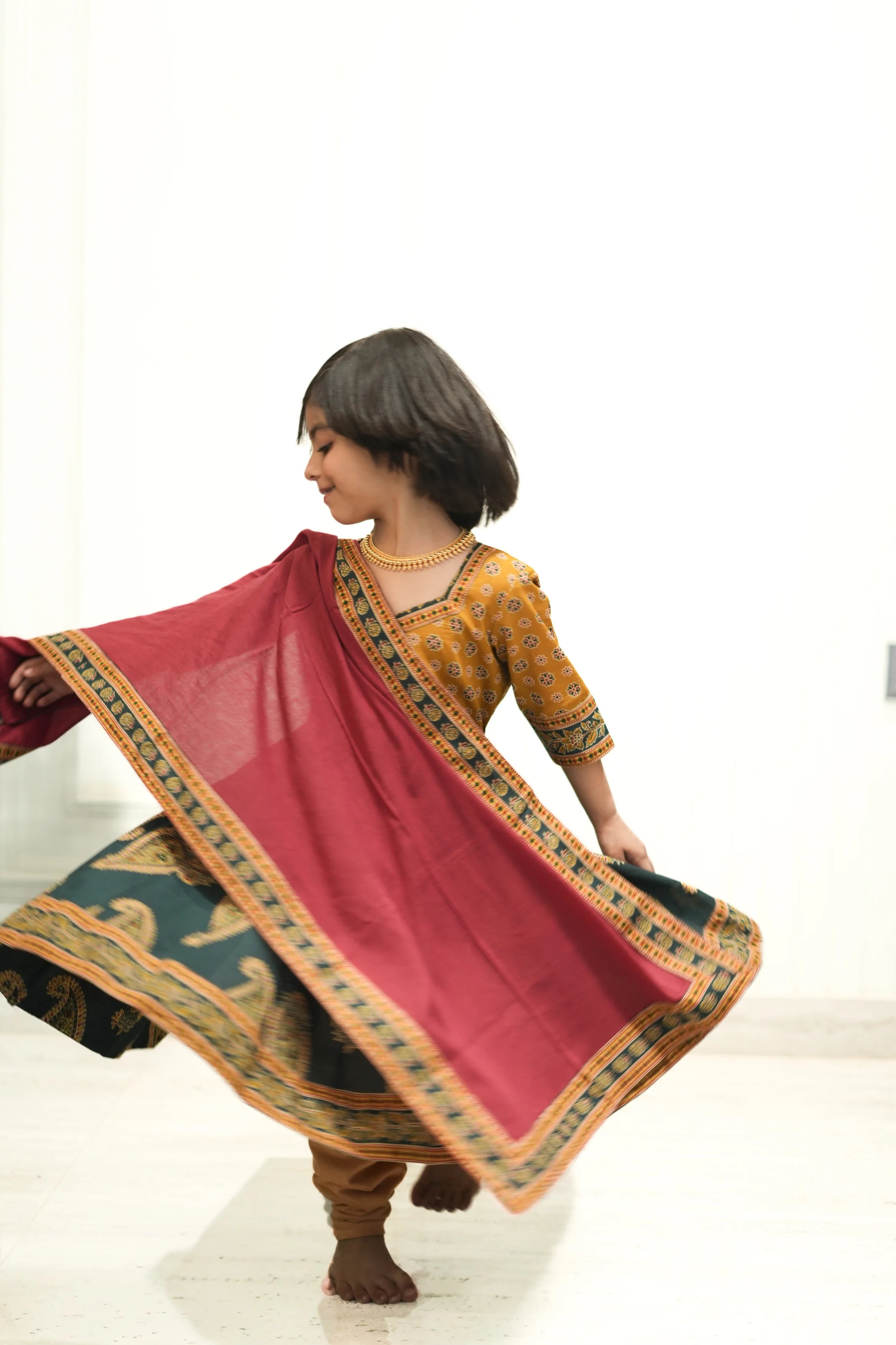 Kutumb Haritva - Baccha Anarkali Set