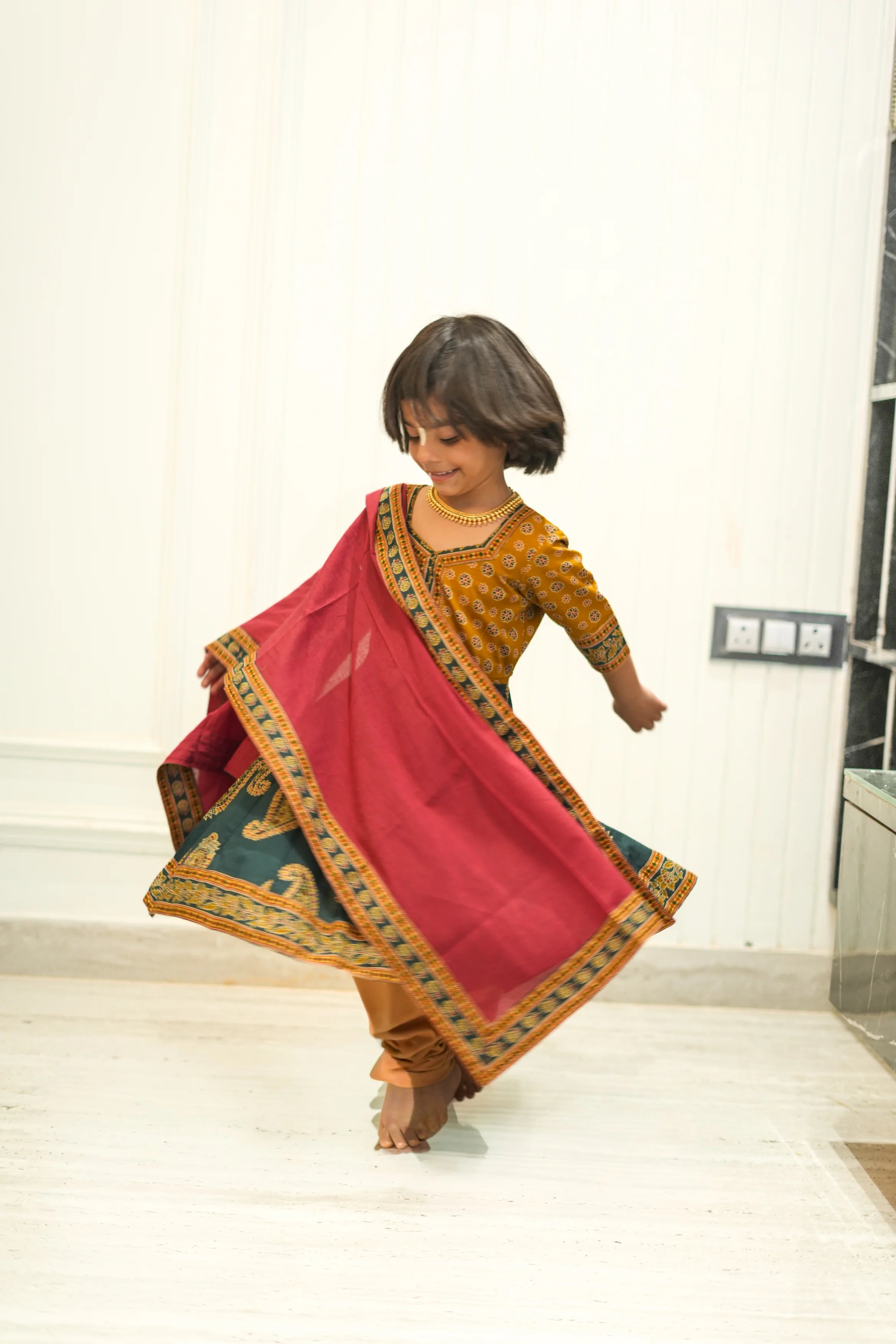 Kutumb Haritva - Baccha Anarkali Set