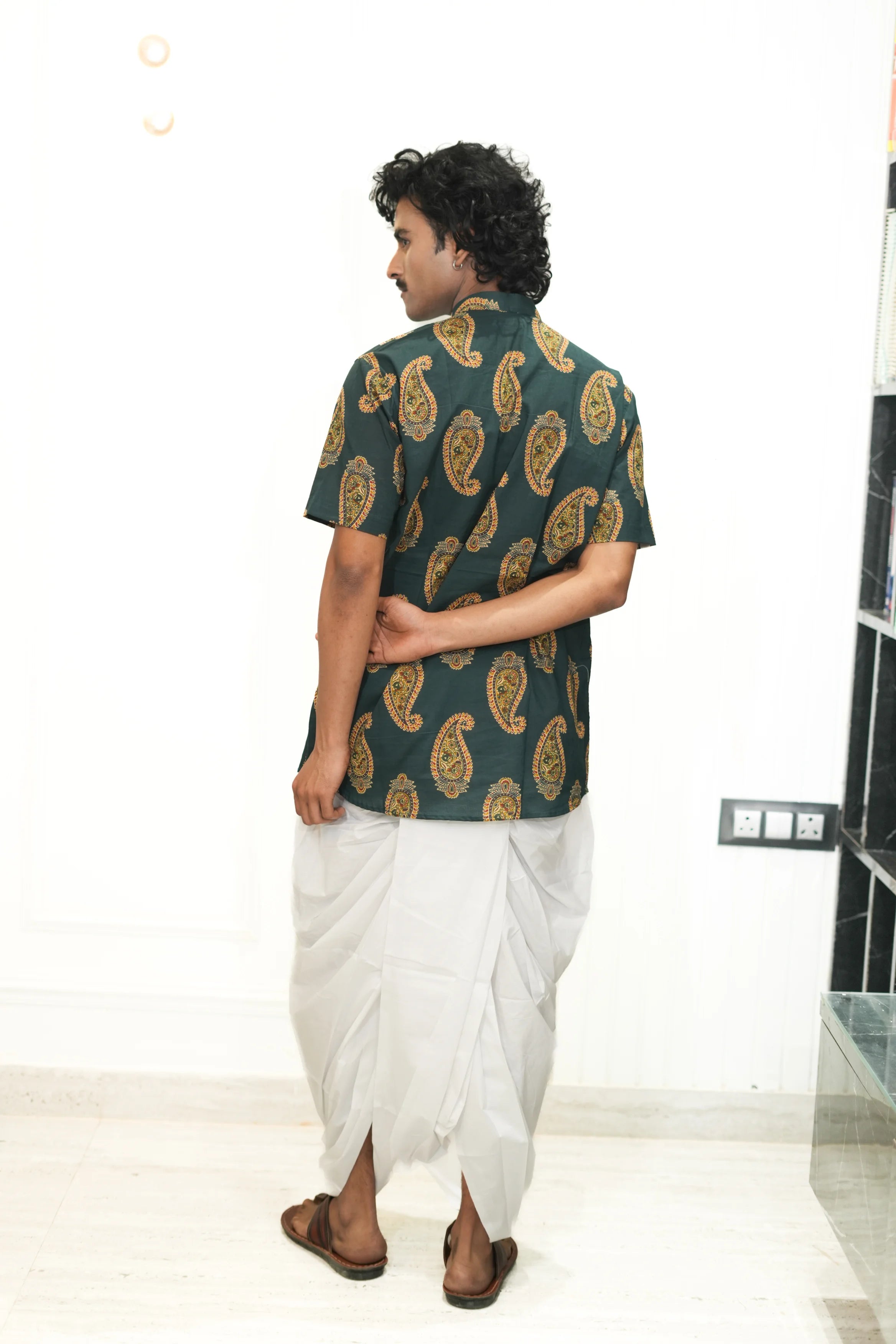 Kutumb Haritva- Men's Kurta And Dhoti Set