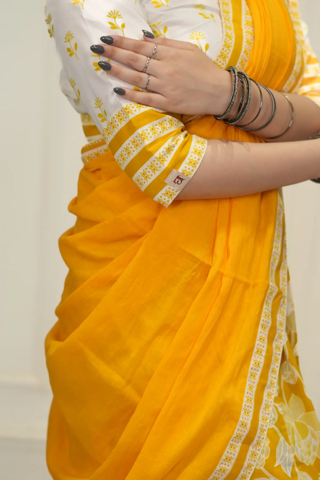 Kutumb Peetambara Leher Gopi Dress