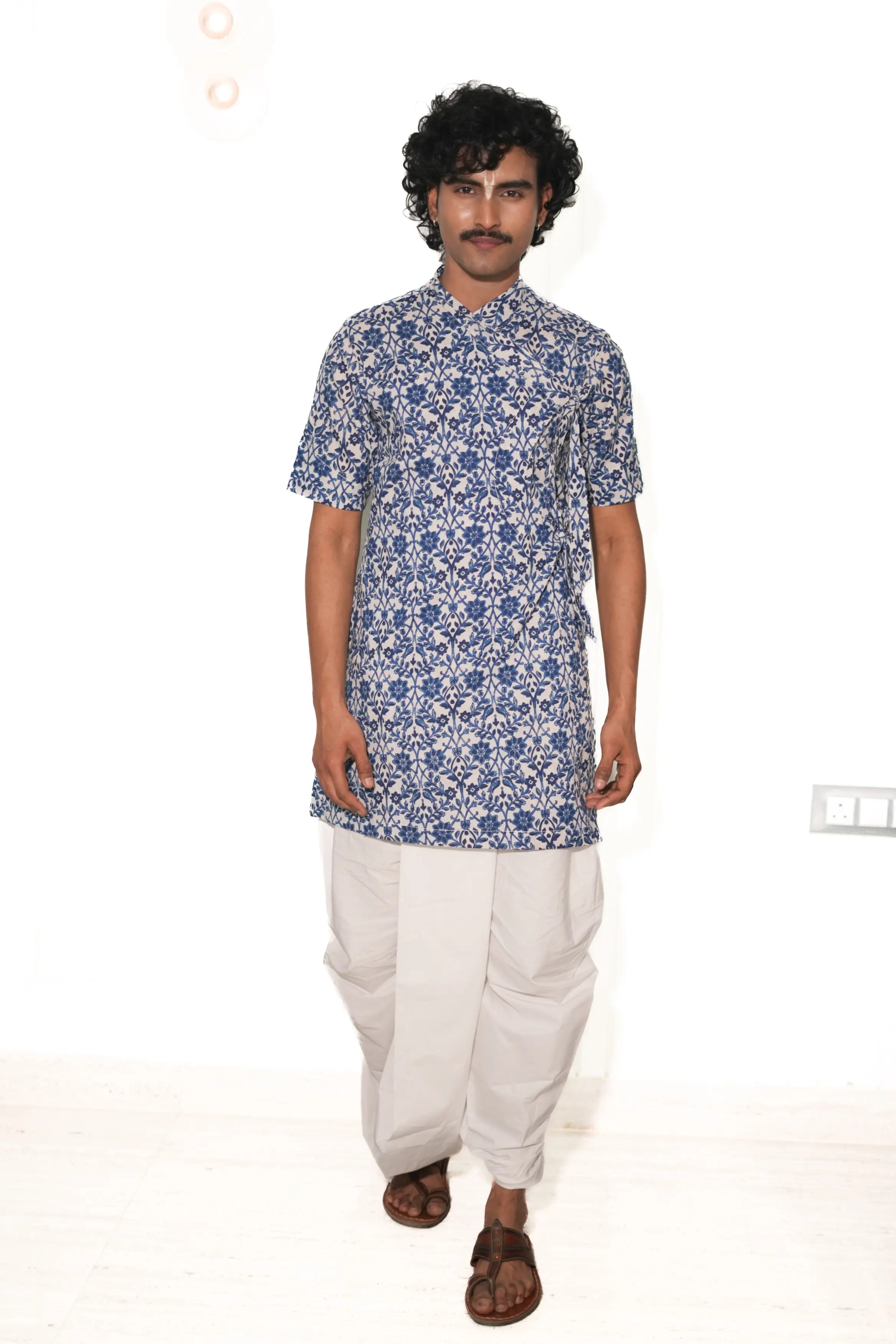 Kutumb Neel Saaj- Mens Bagalbandi And Dhoti Set