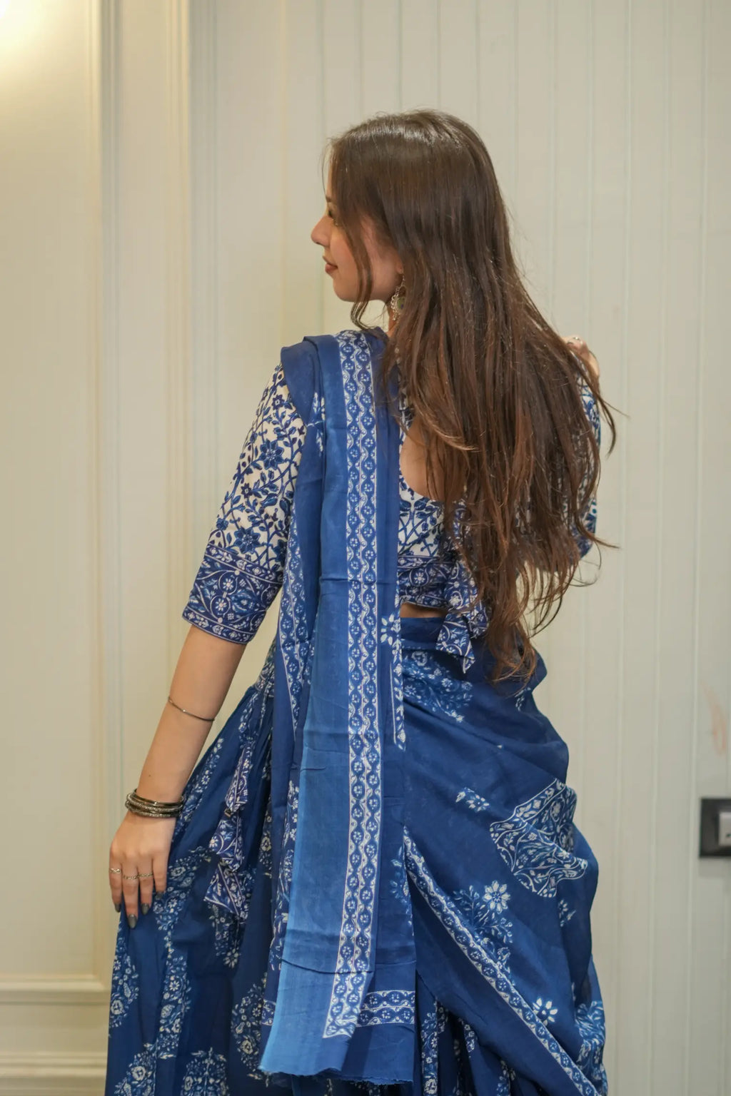 Kutumb Neel Saaj - Gopi Dress