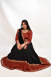 Saanjh Gopi Dress