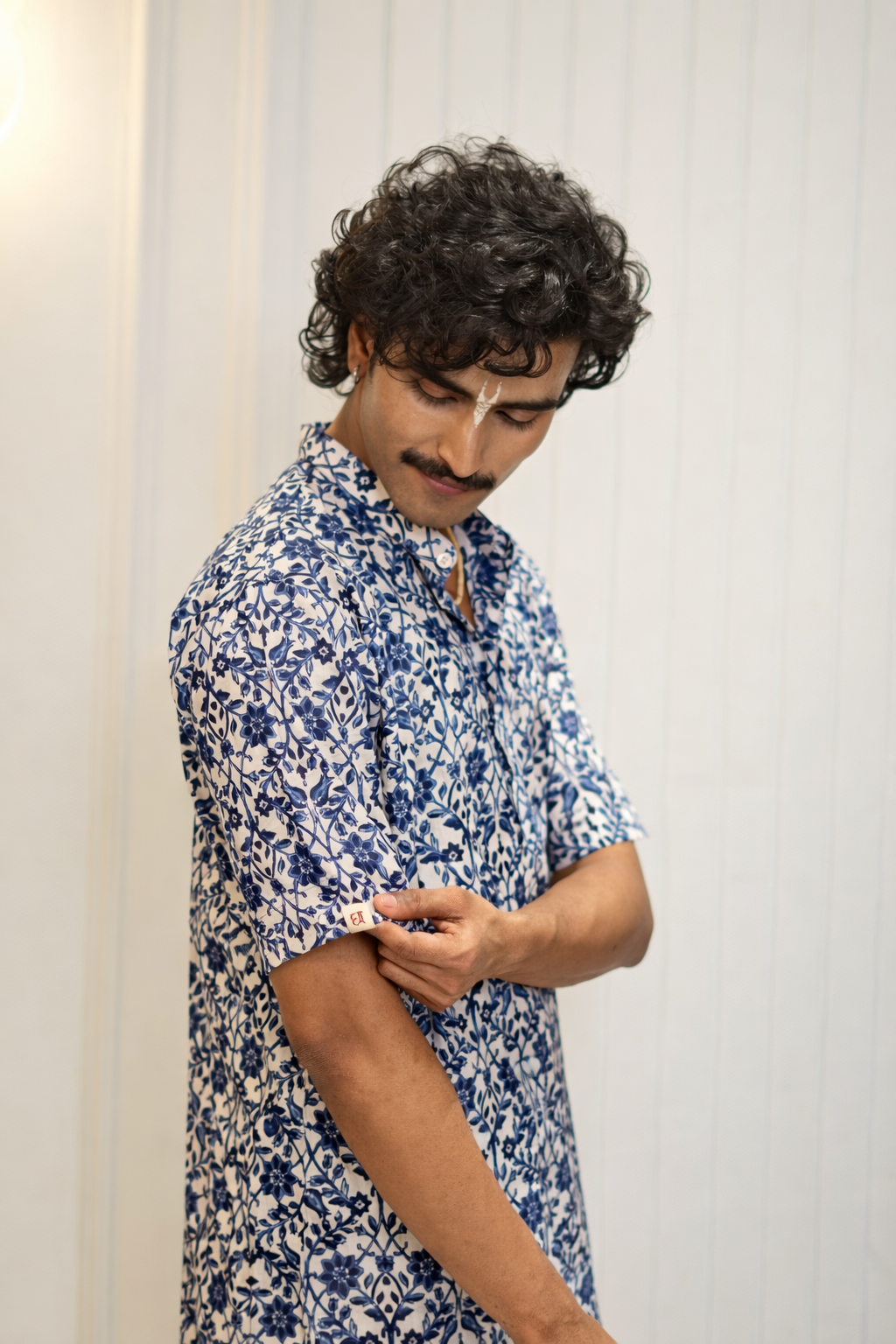 Kutumb Neel Saaj- Mens Kurta and Dhoti Set